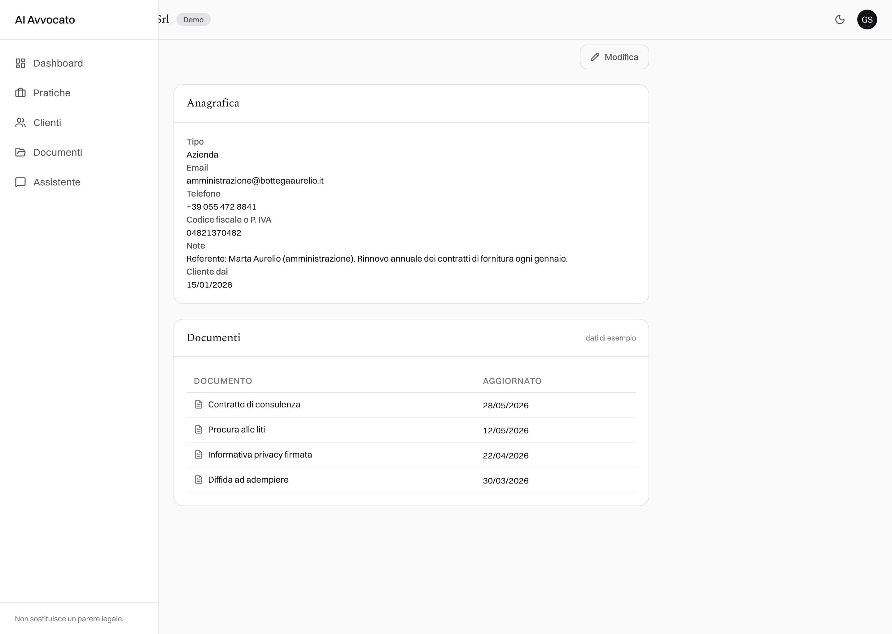 Scheda di un cliente con dati e documenti collegati
